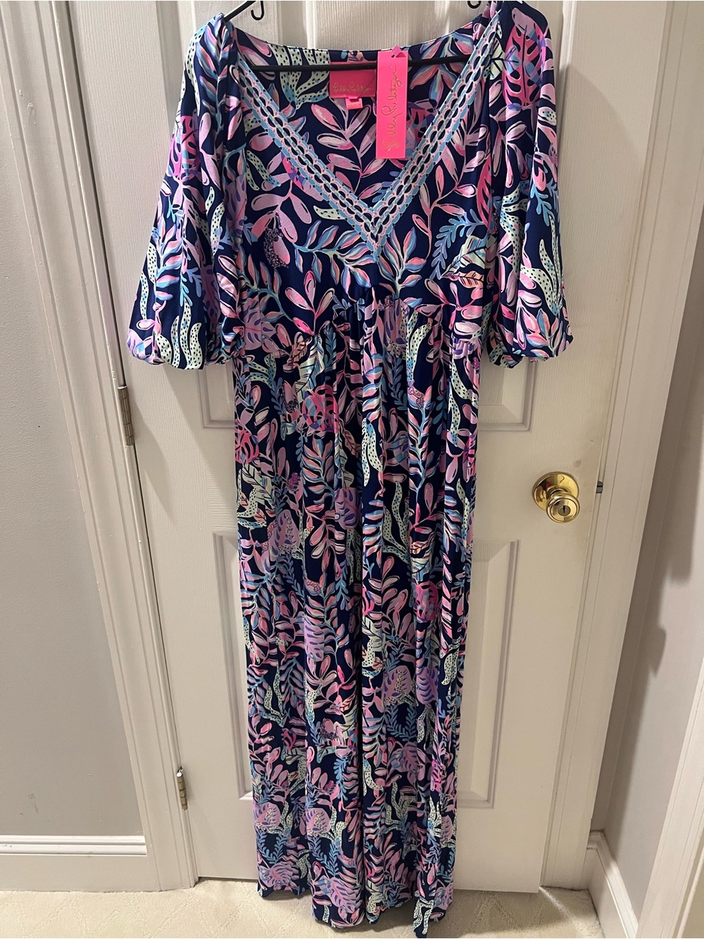 Lily Pulitzer NWt Maxi Dress with Pink & Light Blue Leaf Print